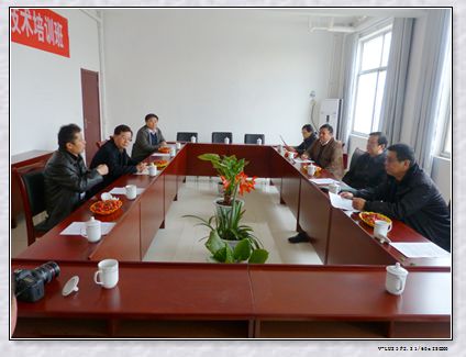 市財政局長王勇來安信甜瓜苗基地調研